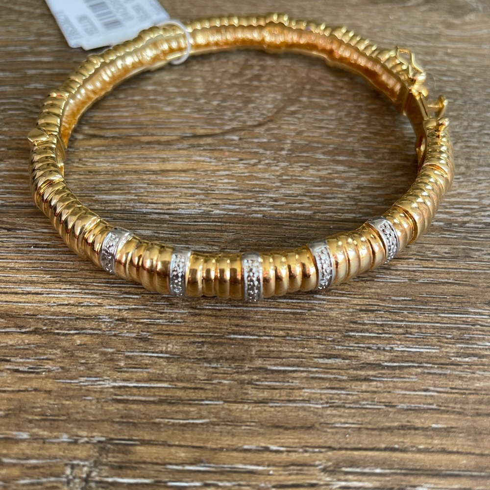 NWT Bracelet